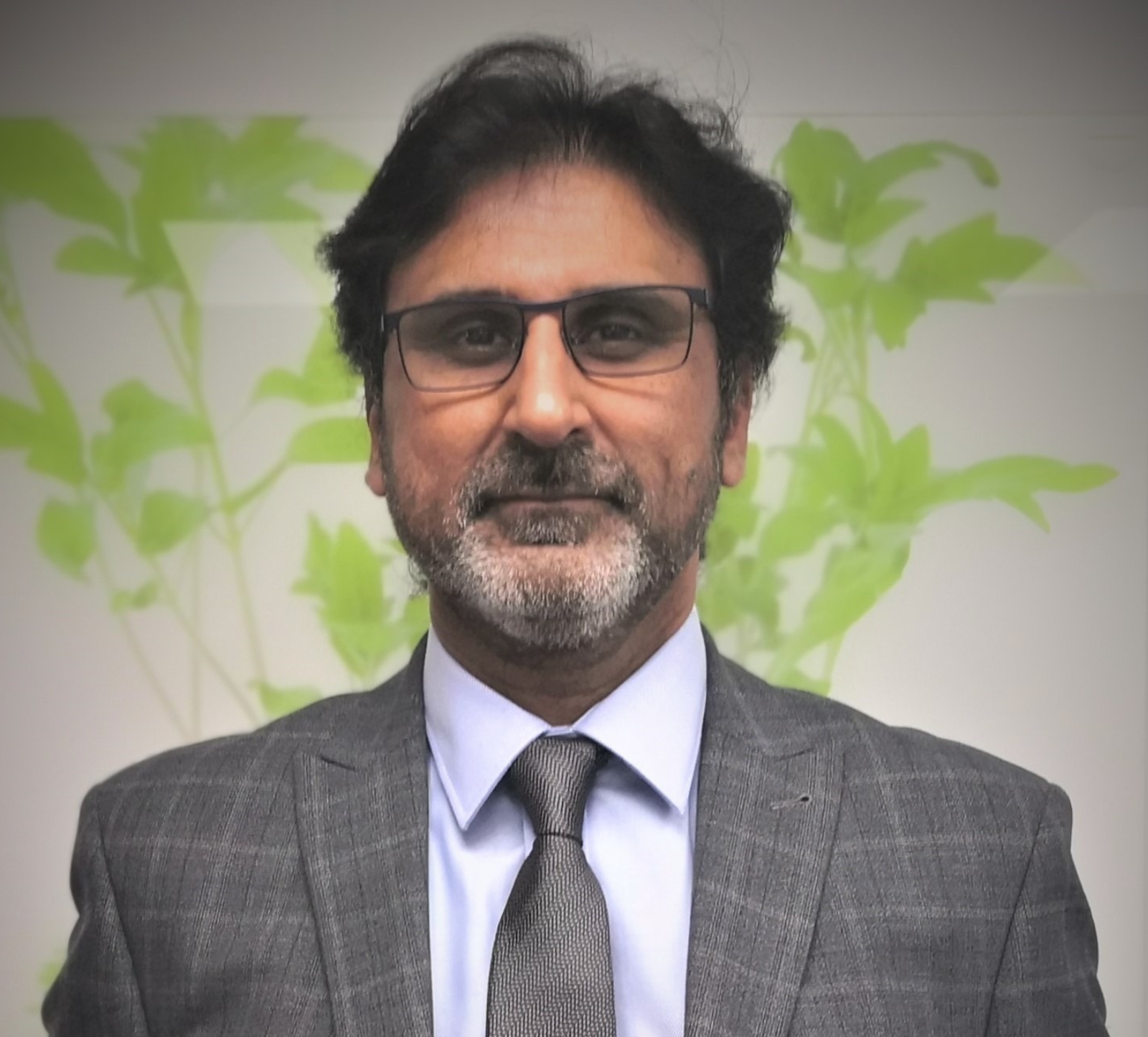 Dr Sohail Choksy